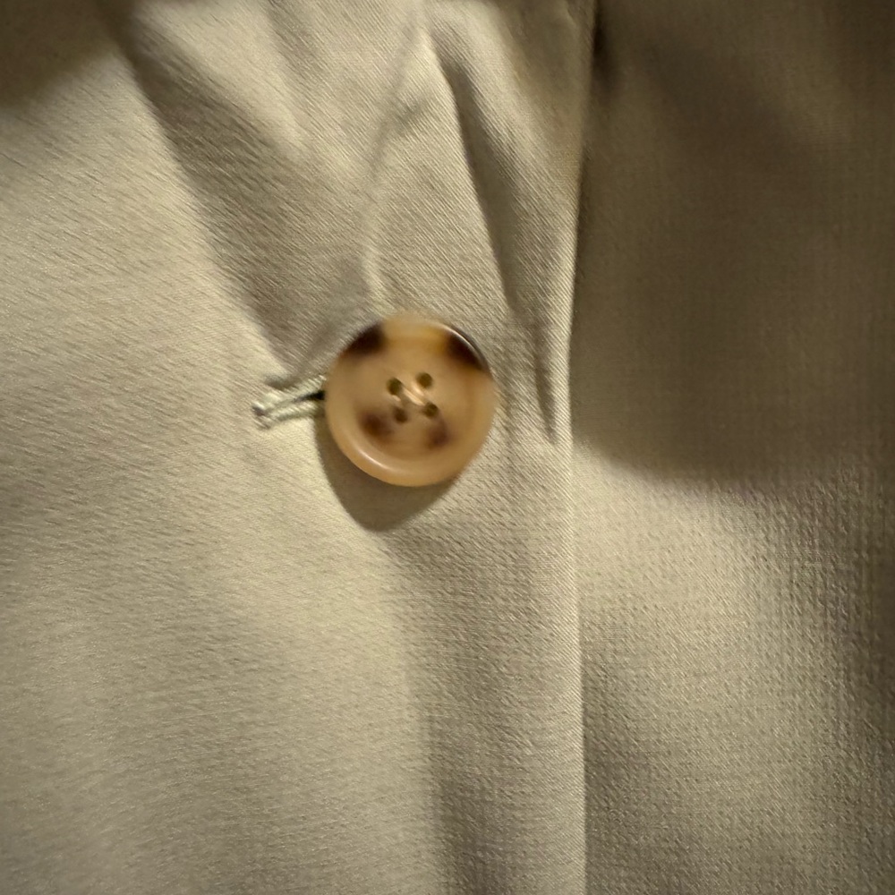 Blazer - Picture 4 of 5
